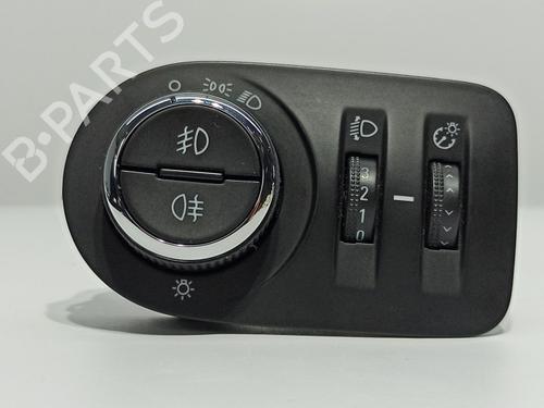 Forlygtekontakt OPEL CORSA E (X15) 1.4 (08, 68) (90 hp) 12239929