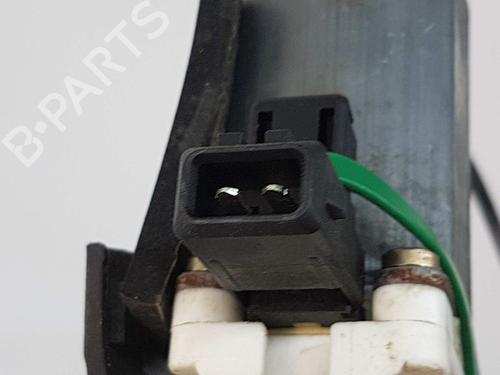 Rudehejsemekanisme Højre foran LAND ROVER FREELANDER I (L314) 2.0 Td4 4x4 | BP4498440C23