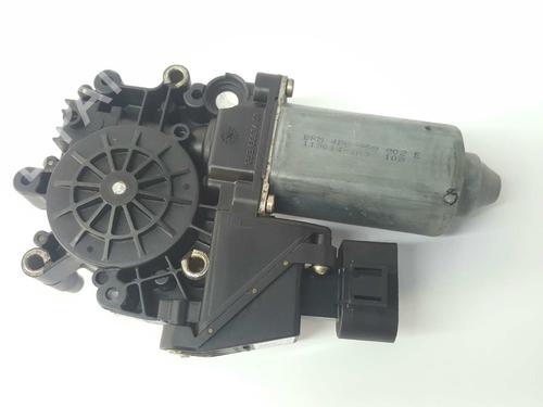 Vindusheismotor høyre foran AUDI A6 C5 (4B2, 4B4) 2.5 TDI (150 hp) 6091742