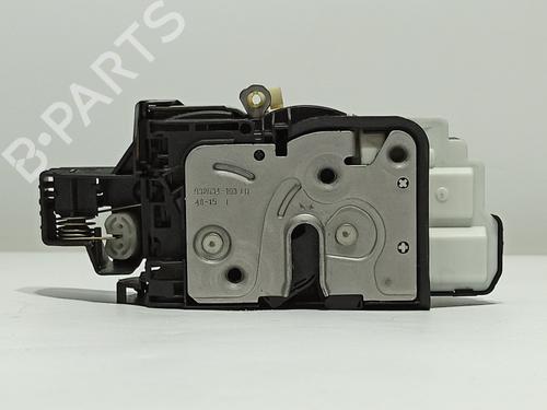 Used Front left lock VOLVO V40 Hatchback (525) D3 (150 hp) 16389063