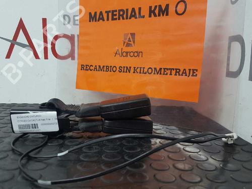 Seat buckle CITROËN C4 CACTUS 1.2 VTi 82 98059713XT