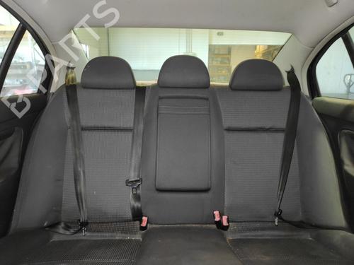 rear-seat-skoda-superb-i-3u4-2001-2002-2003-2004-2005-2006-2007-2008-36340670 main image