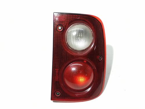 Right taillight LAND ROVER FREELANDER I (L314) 2.0 Td4 4x4 XFB000300 | 1H5Z15K201DA