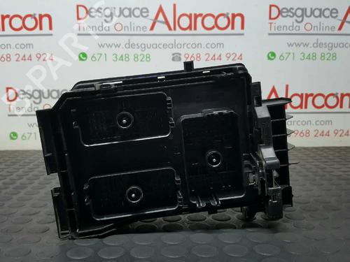 Fuse box OPEL ASTRA K (B16) 1.4 Turbo (68) | BP2768484E1