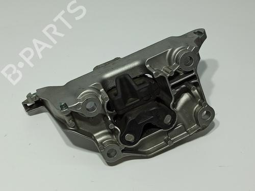 Used Engine mount PEUGEOT 2008 II (UD_, US_, UY_, UJ_, UR_, UC_) 1.2 PureTech 130 (USHNS, URHNS) (130 hp) 24651869