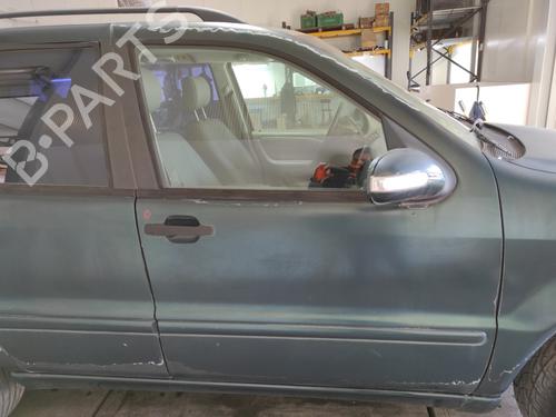 Right front door MERCEDES-BENZ M-CLASS (W163) ML 350 BP24577219C3