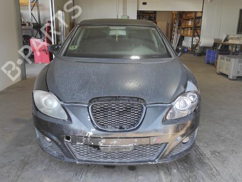 Brugte SEAT LEON (1P1) 2.0 TDI 16V (140 hp) 4282795