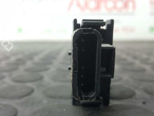 Switch MERCEDES-BENZ M-CLASS (W163) ML 400 CDI (163.128) | BP2769120I30