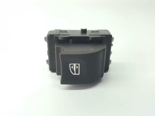 Venstre bagtil elrude kontakt RENAULT MEGANE III Hatchback (BZ0/1_, B3_) 1.5 dCi (86 hp) 3022371