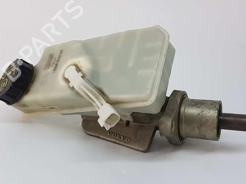 Used Brake master cylinder VOLVO S40 II (544) 2.0 D (136 hp) 5573449