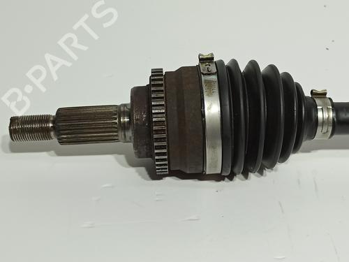 Półoś przednia lewa SUZUKI SWIFT III (MZ, EZ) 1.3 (RS413, ZC11S) | BP4885477M38