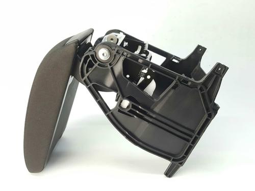 Used Armrest / Center console SKODA OCTAVIA III (5E3, NL3, NR3) 1.6 TDI (115 hp) 7153718