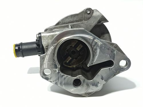 Used Vacuum pump NISSAN QASHQAI II (J11, J11_) [2013-2026]  31722049