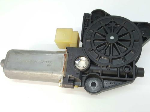 BP5985383E22 main image