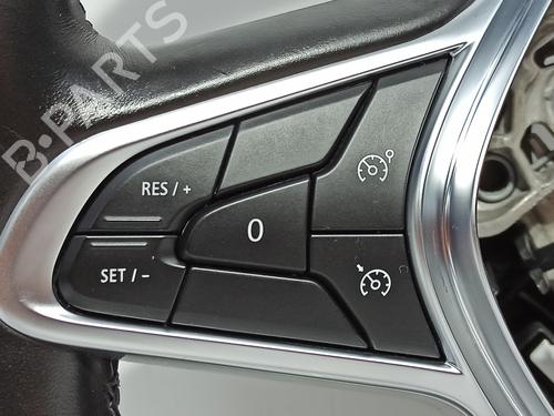 Steering wheel RENAULT CLIO V (B7_) 1.0 TCe 100 (B7MT) | BP17051410C49