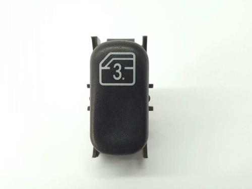 Used Switch MERCEDES-BENZ M-CLASS (W163) ML 270 CDI (163.113) (163 hp) 2746070