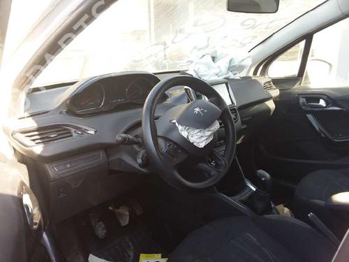 Rear center light PEUGEOT 208 I (CA_, CC_) 1.4 HDi | BP11426773I39 