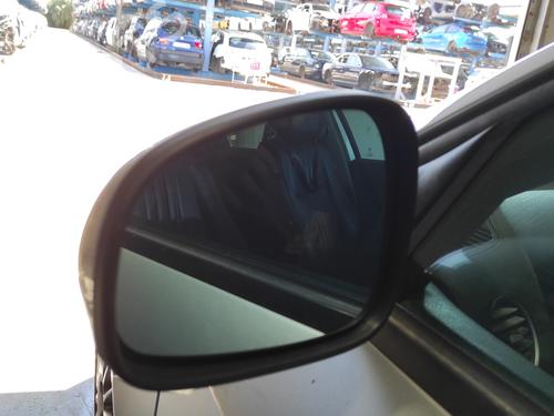 Left mirror ALFA ROMEO 159 Sportwagon (939_) 1.9 JTDM 16V (939BXC1B, 939BXC12) | BP27689107C26