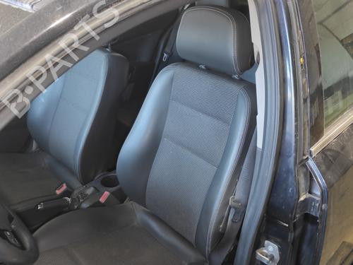 BP30189652C15 main image