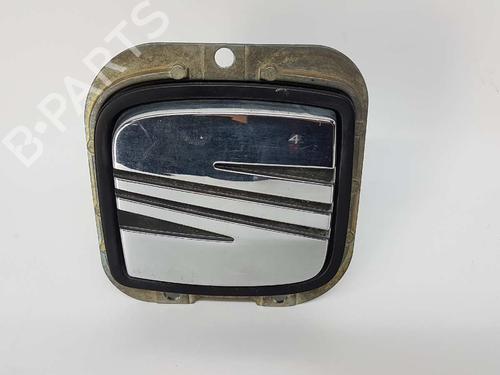 Used Tailgate handle Tailgate handle 6045024 6045024