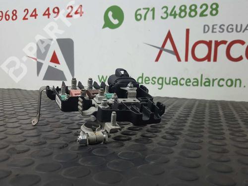 Caixa de fusíveis RENAULT KANGOO / GRAND KANGOO II (KW0/1_) 1.5 dCi 90 (KW05, KW08, KW0G, KW11) (90 hp) 2729409