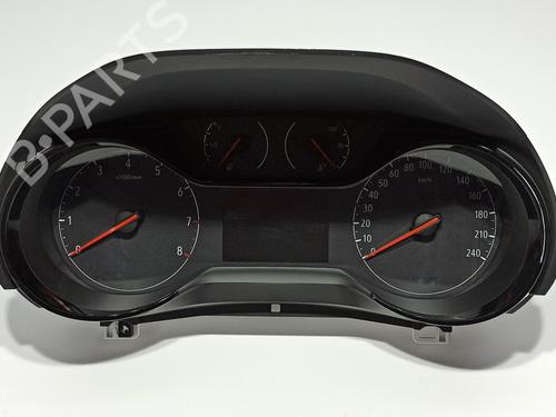 Cockpit OPEL CORSA F (P2JO) 1.2 (68) (101 hp) 20507327
