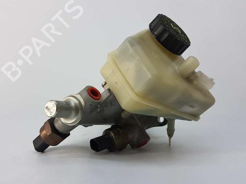 Brake master cylinder MERCEDES-BENZ C-CLASS (W203) C 180 (203.035) | BP4611733M77 