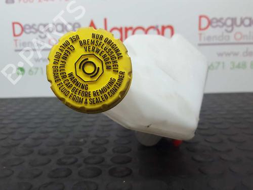 Brake master cylinder PEUGEOT 2008 I (CU_) 1.2 THP 110 / PureTech 110 | BP2733130M77