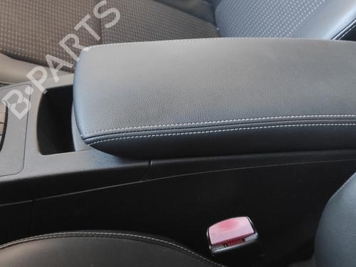 armrest-center-console-renault-scenic-iii-jz01_-15-dci-2008-2009-2010-2011-2012-2013-2014-2015-2016-20610330 main image