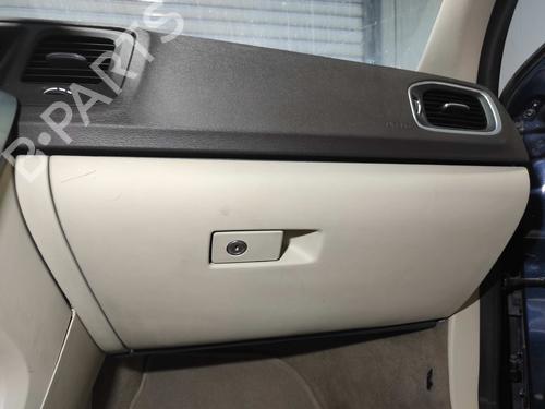 glove-box-volvo-s60-ii-134-drive-d2-2010-2011-2012-2013-2014-2015-2016-2017-2018-2019-10193726 main image