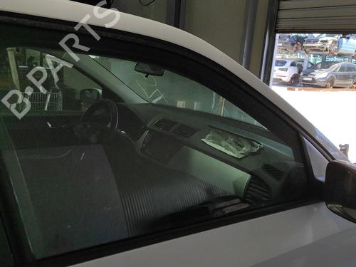 front-right-door-window-skoda-fabia-iii-nj3-2014-2015-2016-2017-2018-2019-2020-2021-36143111 main image