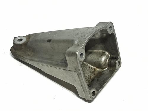 Used Engine mount MERCEDES-BENZ C-CLASS (W204) [2007-2015]  18310119