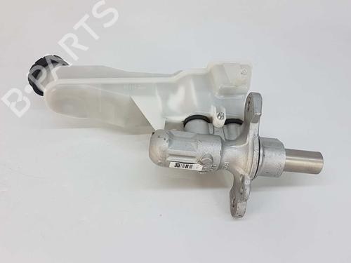 Brake master cylinder MERCEDES-BENZ GLA-CLASS (X156) GLA 200 CDI / d (156.908) | BP9458803M77