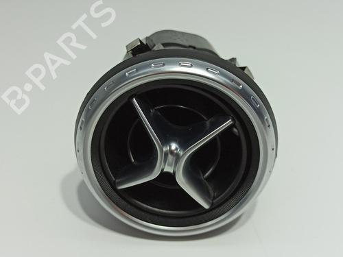 Luftventilen MERCEDES-BENZ GLA-CLASS (X156) GLA 200 CDI / d (156.908) (136 hp) 17461573