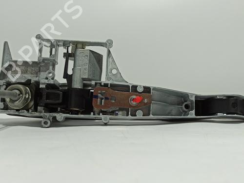 Front left exterior door handle PEUGEOT 2008 I (CU_) 1.6 BlueHDi 100 | BP18827386C128