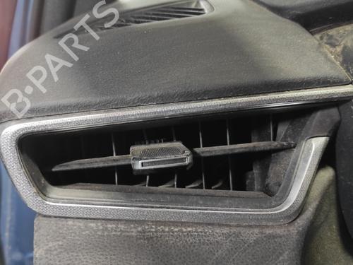 air-vent-toyota-corolla-hatchback-_e21_-_ea1_-_eh1_-2018-26701980 main image