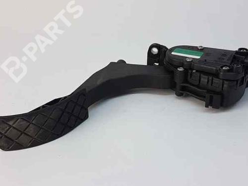 Used Pedal VW POLO V (6R1, 6C1) 1.6 TDI (75 hp) 5790545