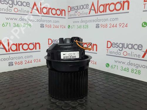 Used Heater blower motor RENAULT CLIO IV (BH_) 1.2 16V (BHA1, BHAK, BHMG, BHMK) (75 hp) 2748430