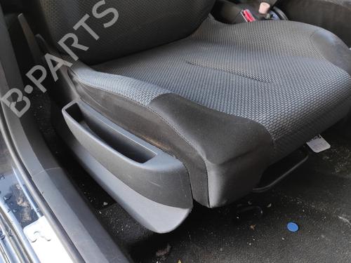 Right front seat CITROËN C4 I (LC_) 1.6 HDi | BP16674480C16