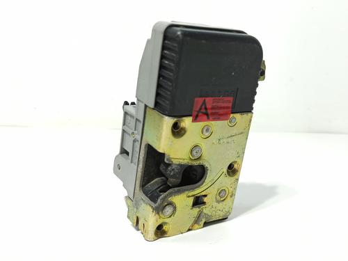 Türschloss rechts vorne für PEUGEOT 206 Hatchback (2A/C) 1.9 D (69 hp) 25731153