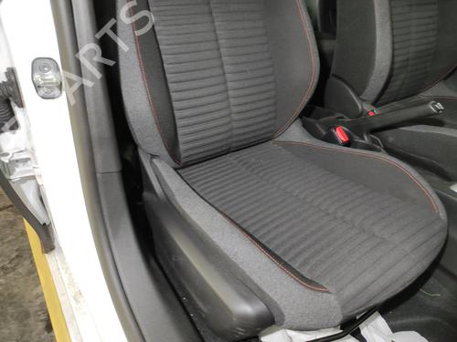 Right front seat PEUGEOT 208 II (UB_, UP_, UW_, UJ_) 1.5 BlueHDI 100 | BP16661759C16