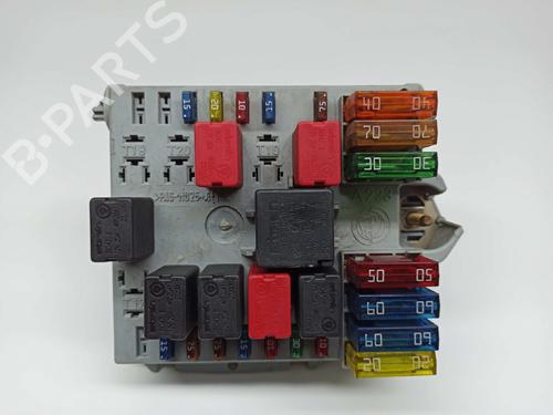 Used Fuse box FIAT PUNTO (188_) 1.2 60 (188.030, .050, .130, .150, .230, .250) (60 hp) 6216111