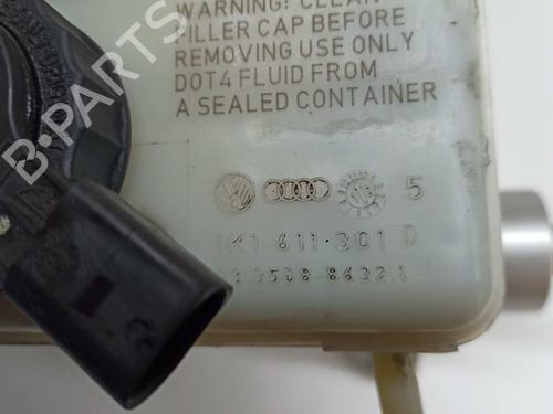 Brake master cylinder SKODA SUPERB II Estate (3T5) 1.6 TDI | BP5748959M77 