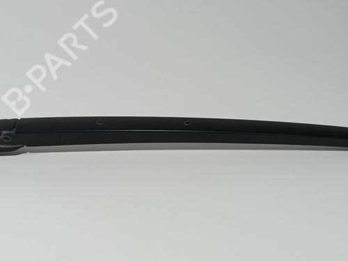 Used Rear windshield wiper arm LAND ROVER RANGE ROVER SPORT I (L320) 2.7 D 4x4 (190 hp) 18089692