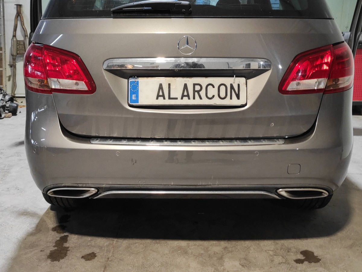 Baguette De Pare Chocs Pour MERCEDES-BENZ CLASSE B W245 B 200 136cv