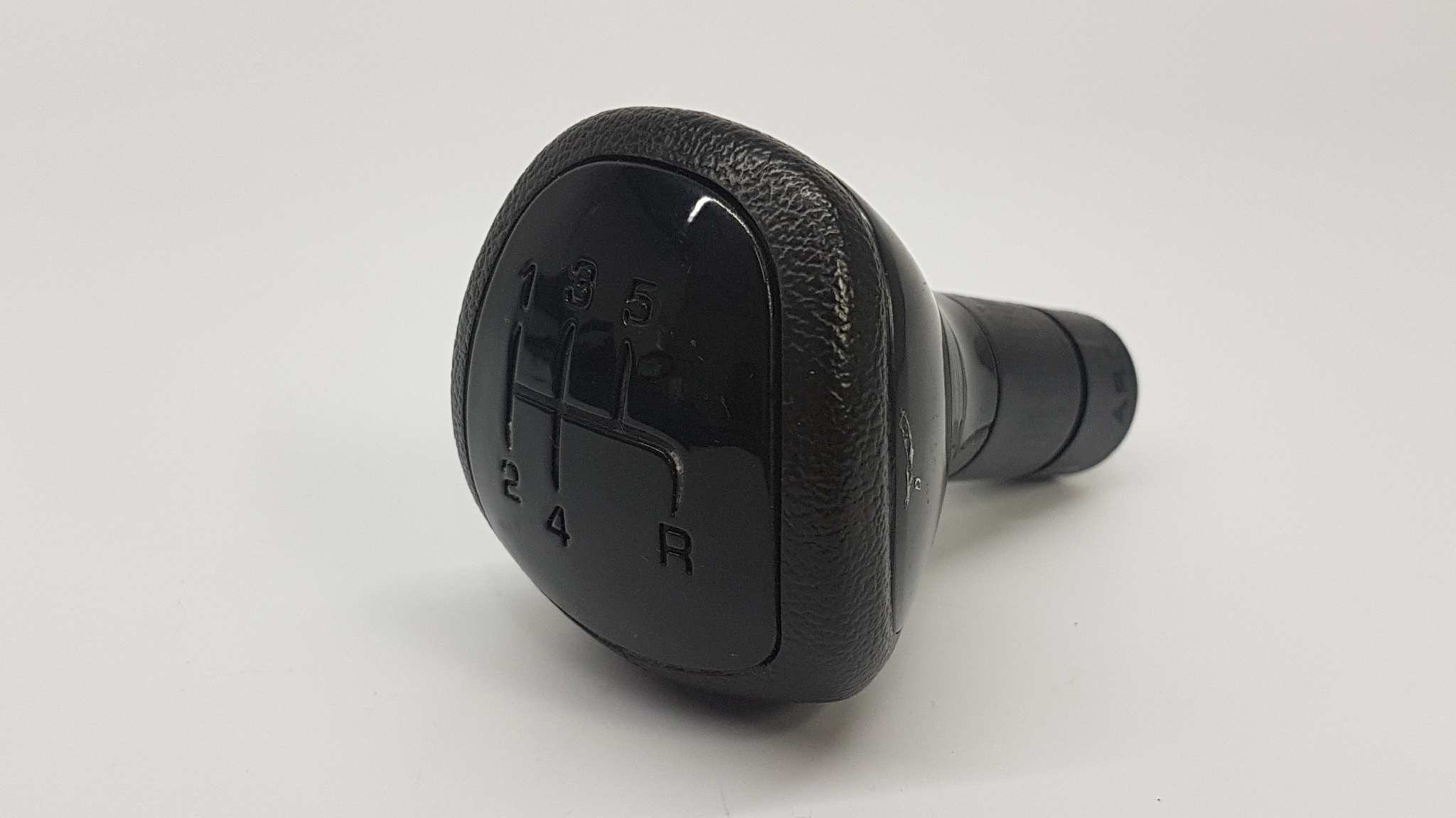 Pommeau De Levier De Vitesse Lancia Ypsilon 843 | Prix Dans AUTODOC