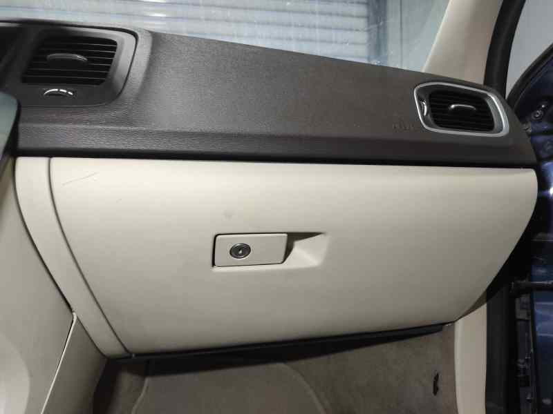 Glove box VOLVO S60 II (134) DRIVe / D2 10193726 BParts