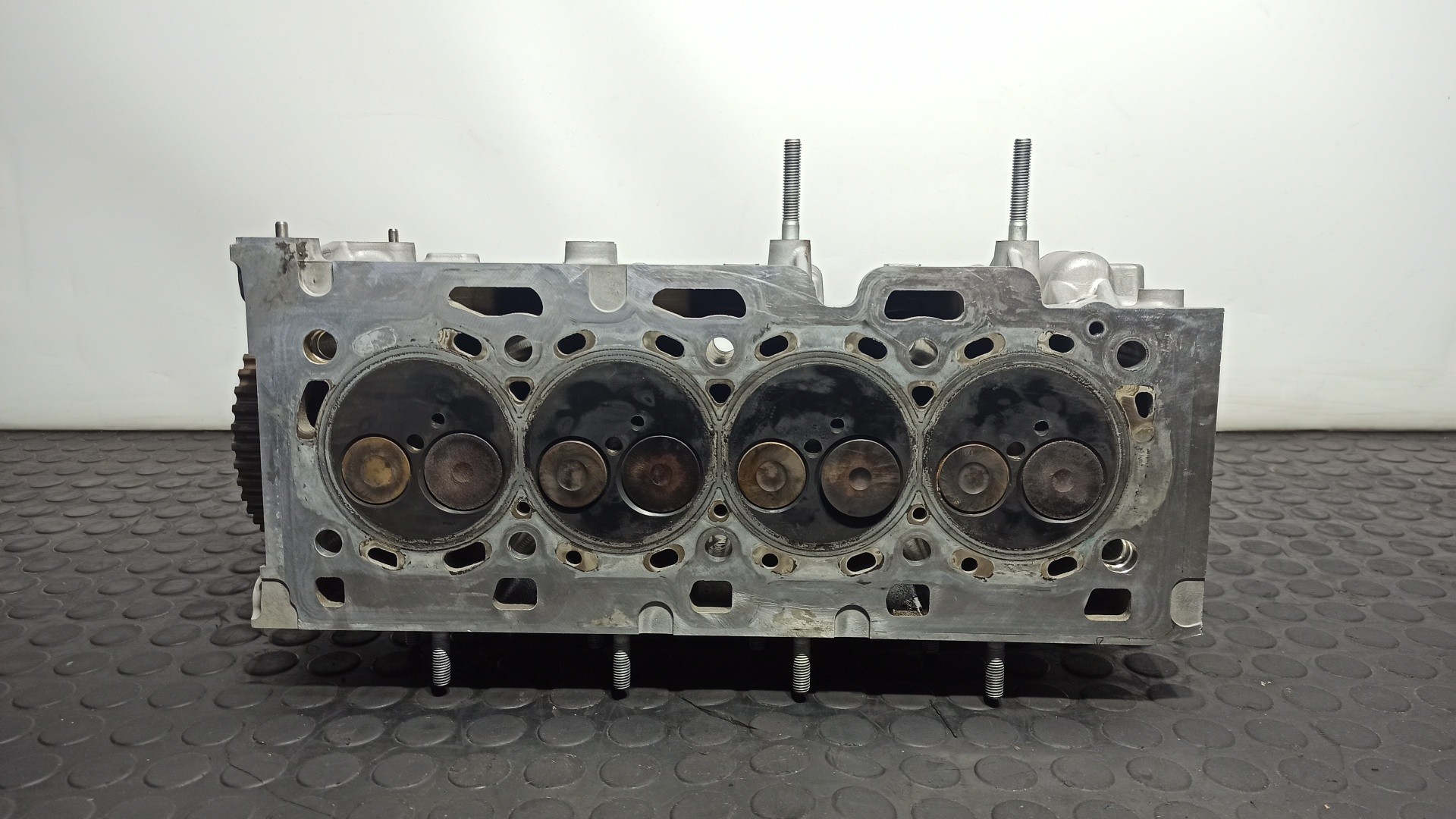 Cylinder head RENAULT MEGANE IV Hatchback (B9A/M/N_) 1.5 Blue dCi 