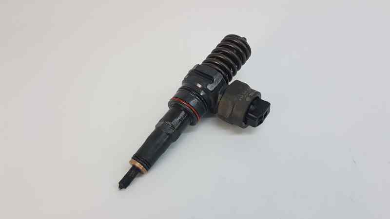 Injector VW PASSAT B5 (3B2) 7272972 | B-Parts