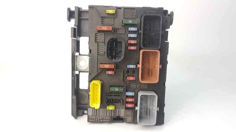 Fuse Box Peugeot 307 Cc 3b 2 0 16v 9661087080 B Parts